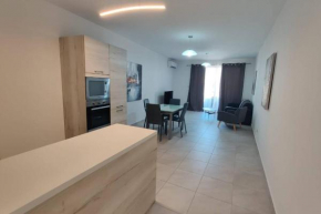 Brand new 3 bedroom Apartment close to the sea